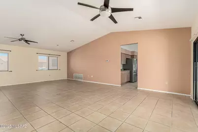 4792 S Meadow Ridge Drive, Green Valley, AZ 85622 - Photo 8