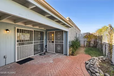 4331 E Hampton Circle, Tucson, AZ 85712 - Photo 18