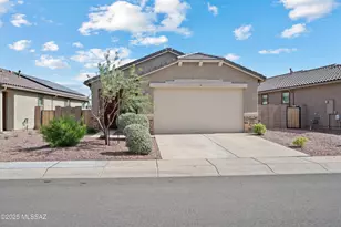 21900 E Thunderhead Dr, Red Rock, AZ 85145 - Photo 2