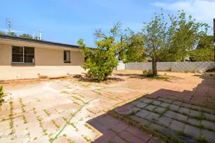 5541 E Mabel St, Tucson, AZ 85712 - Photo 20