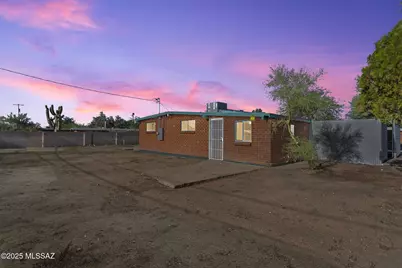 634 S Kellond Place, Tucson, AZ 85710 - Photo 24