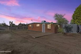 634 S Kellond Pl, Tucson, AZ 85710 - Photo 24