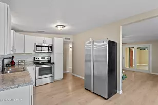 634 S Kellond Pl, Tucson, AZ 85710 - Photo 6