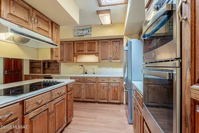 730 W Camino Iturbide, Green Valley, AZ 85622 - Photo 12