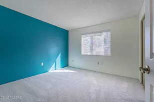 730 W Camino Iturbide, Green Valley, AZ 85622 - Photo 20