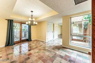 730 W Camino Iturbide, Green Valley, AZ 85622 - Photo 10