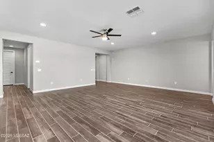 1009 E Silver Ray Dr, Tucson, AZ 85737 - Photo 26