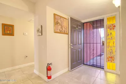 310 E Paseo Verde, Green Valley, AZ 85614 - Photo 4