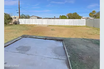 802 W Tipton Drive, Tucson, AZ 85705 - Photo 16