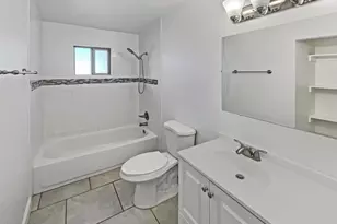 802 W Tipton Dr, Tucson, AZ 85705 - Photo 6