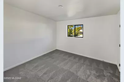 802 W Tipton Drive, Tucson, AZ 85705 - Photo 4