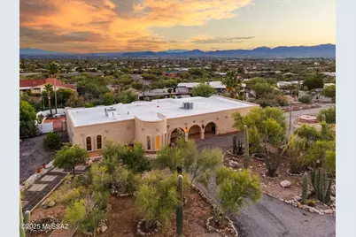 1136 E Deer Canyon Road, Tucson, AZ 85718 - Photo 1