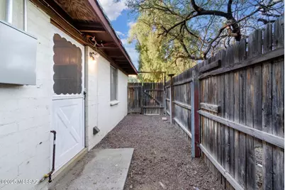 109 E Navajo Road #7, Tucson, AZ 85705 - Photo 8