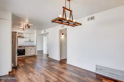 8157 N Streamside Avenue, Tucson, AZ 85741 - Photo 16