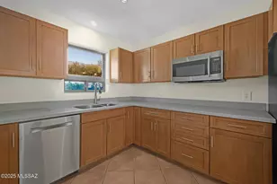 6432 E Brian Kent St, Tucson, AZ 85710 - Photo 10