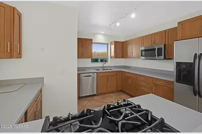 6432 E Brian Kent Street, Tucson, AZ 85710 - Photo 8