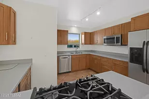 6432 E Brian Kent St, Tucson, AZ 85710 - Photo 8