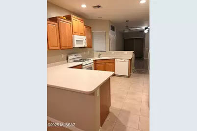 290 W Calle Del Estribo, Sahuarita, AZ 85629 - Photo 8