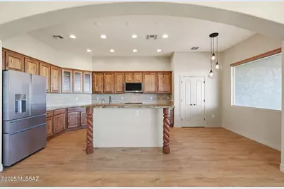 1890 W Acacia Bluffs Drive, Green Valley, AZ 85622 - Photo 8