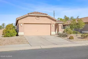 11380 W Burning Sage St, Marana, AZ 85653 - Photo 2