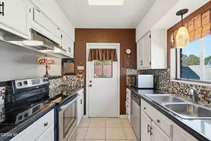 1601 S Santa Belia, Green Valley, AZ 85614 - Photo 6