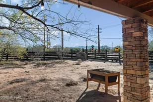 16880 S Country Club Rd, Sahuarita, AZ 85629 - Photo 24