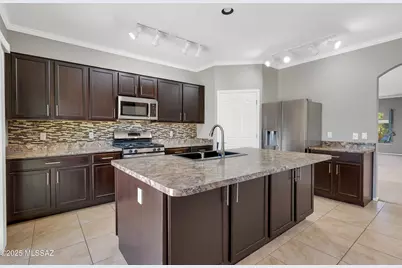 6733 S Stone Fly Drive, Tucson, AZ 85757 - Photo 12