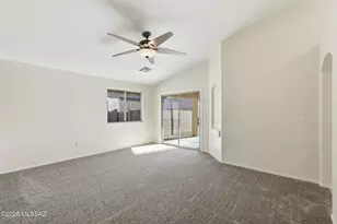 5479 W Silent Dove Way, Marana, AZ 85653 - Photo 10
