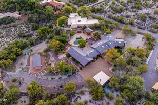 4425 N Hacienda Del Sol Rd, Tucson, AZ 85718 - Photo 4