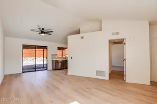 9949 E Skyward Way, Tucson, AZ 85730 - Photo 10