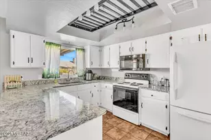 2271 Orchid Dr, Sierra Vista, AZ 85635 - Photo 8