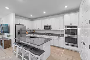 8166 S Soltero Mine Dr, Tucson, AZ 85747 - Photo 2