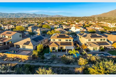 5846 S Clonmellon Avenue, Tucson, AZ 85747 - Photo 8