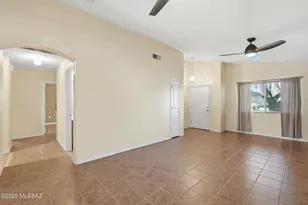 7057 S Pebble Shore Dr, Tucson, AZ 85757 - Photo 16