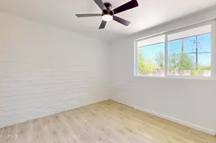 8267 E Cooper Pl, Tucson, AZ 85710 - Photo 14