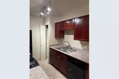 3357 N Country Club Road #APT 21, Tucson, AZ 85716 - Photo 4