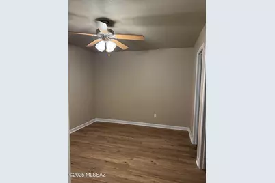 3357 N Country Club Road #APT 21, Tucson, AZ 85716 - Photo 10