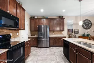 12437 N Waterside Dr, Marana, AZ 85653 - Photo 12