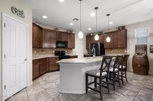 12437 N Waterside Dr, Marana, AZ 85653 - Photo 10