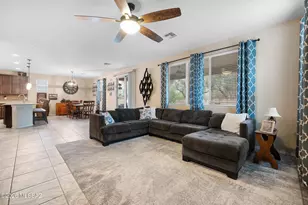 12437 N Waterside Dr, Marana, AZ 85653 - Photo 8