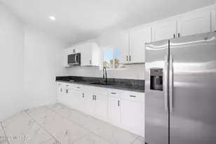 [Address not provided], Tucson, AZ 85746 - Photo 36