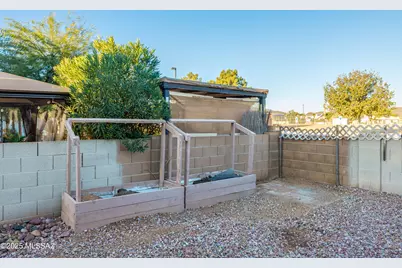 8941 N Willeta Drive, Tucson, AZ 85743 - Photo 22