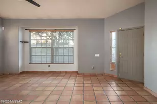 8941 N Willeta Dr, Tucson, AZ 85743 - Photo 2