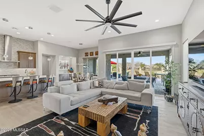 2419 E Wrightson View Drive, Green Valley, AZ 85614 - Photo 10