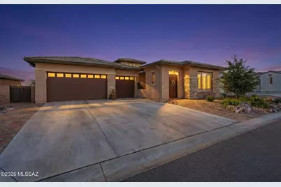2443 E Copper Valley Way, Green Valley, AZ 85614 - Photo 1