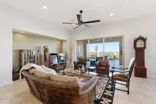 2443 E Copper Vly Wy, Green Valley, AZ 85614 - Photo 10