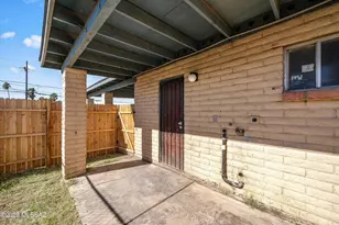 1408 N Hualpai Rd, Tucson, AZ 85745 - Photo 34