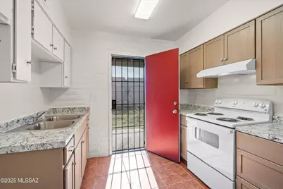 1408 N Hualpai Road, Tucson, AZ 85745 - Photo 14
