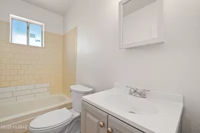 1408 N Hualpai Road, Tucson, AZ 85745 - Photo 16