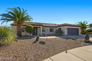 1461 W Hidden Crest Ct, Green Valley, AZ 85622 - Photo 2